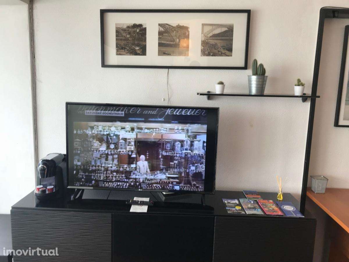 Apartamento com 1 quartos - localizado em Massarelos Porto - Grande imagem: 4/12