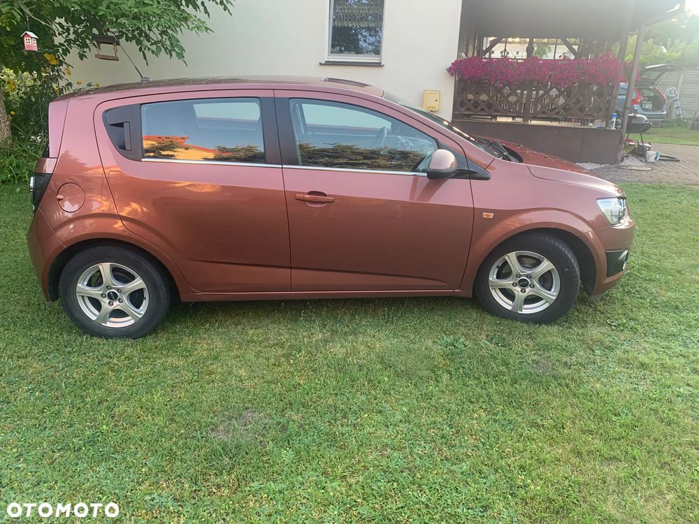 Chevrolet Aveo 1.6 LTZ - 7