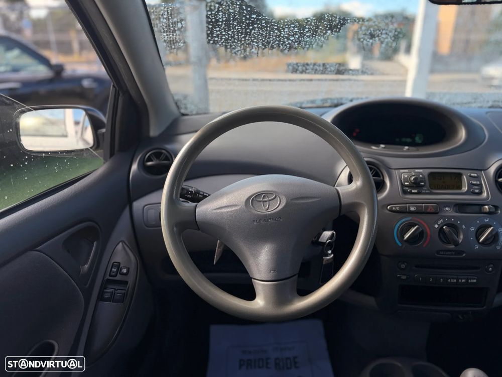 Toyota Yaris 1.4 D-4D Sol ABS - 14