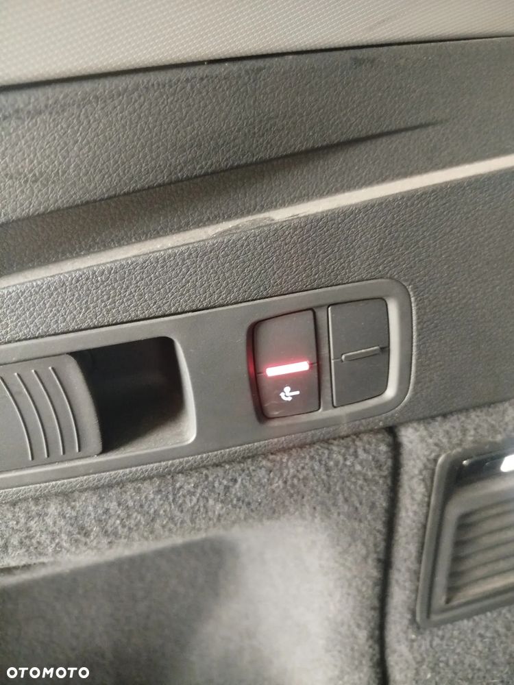 Audi Q5 40 TDI Quattro S tronic design - 12