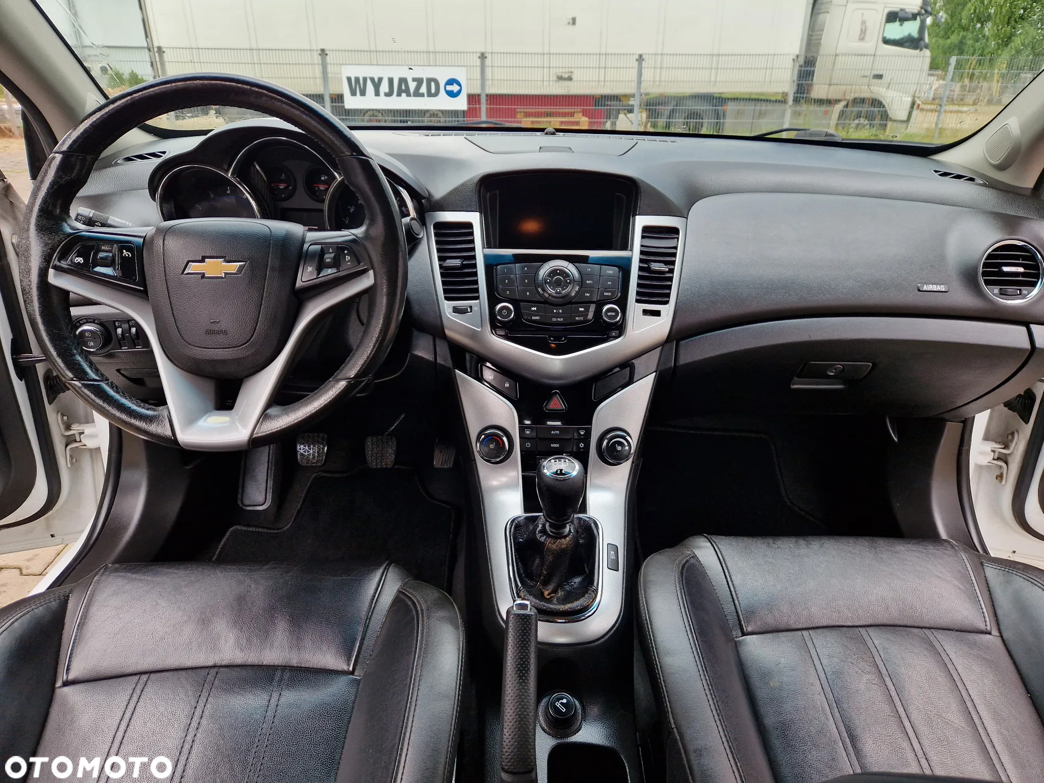 Chevrolet Cruze 1.8 Base - 14