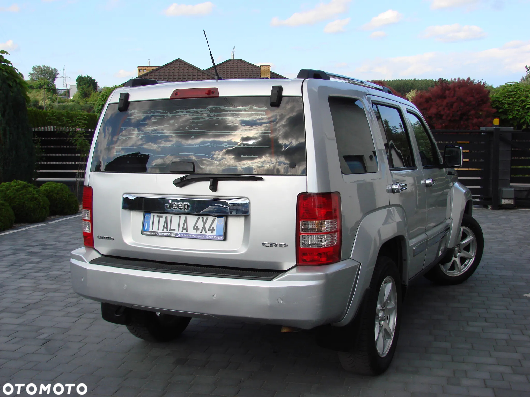 Jeep Cherokee - 11
