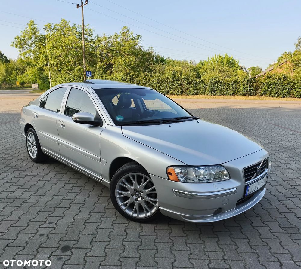 Volvo S60 2.4 Summum - 1