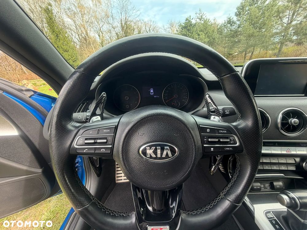 Kia Stinger 3.3 T-GDI AWD GT - 12
