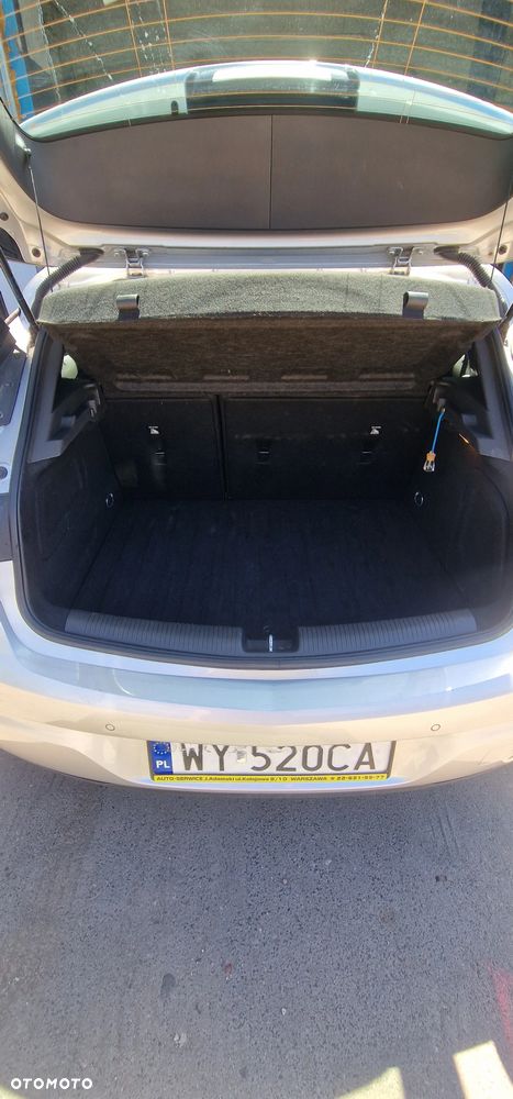 Opel Astra 1.2 T Elegance S&S - 12