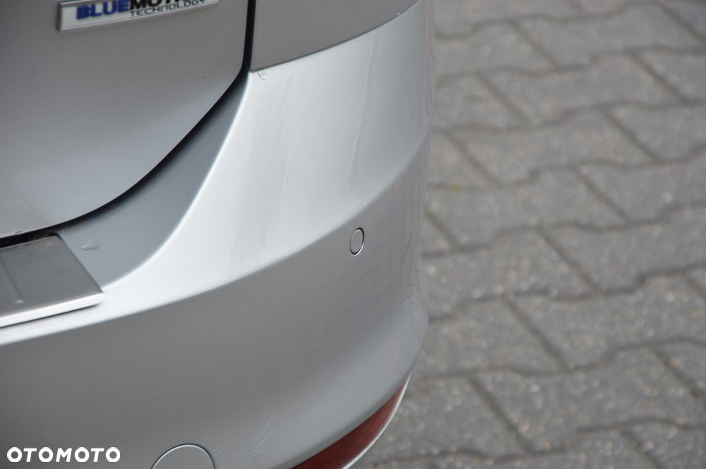 Volkswagen Golf 1.6 TDI BMT Comfortline - 16