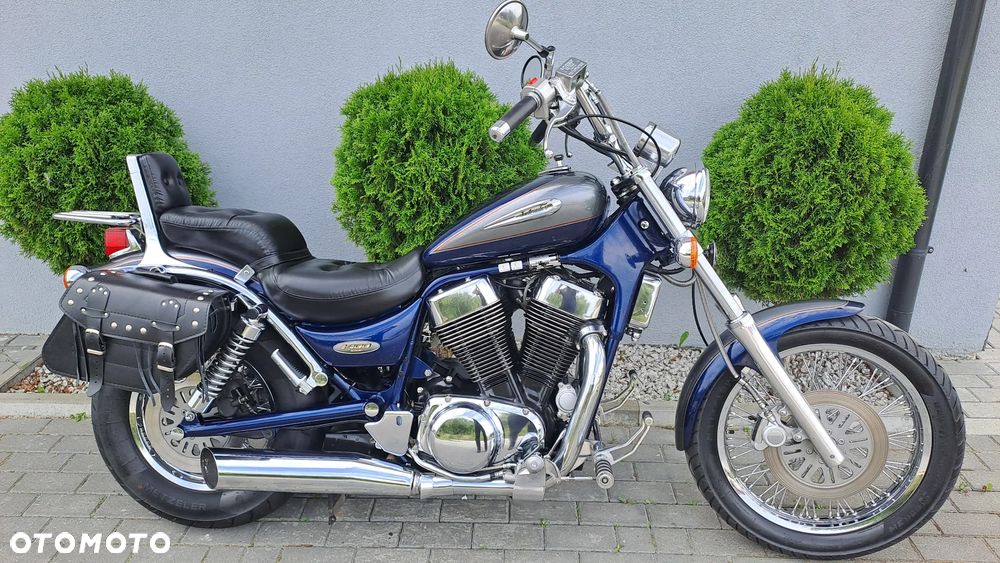 Suzuki Intruder - 2
