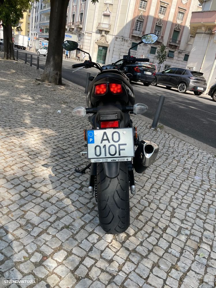 Suzuki SV SV 650 - 12