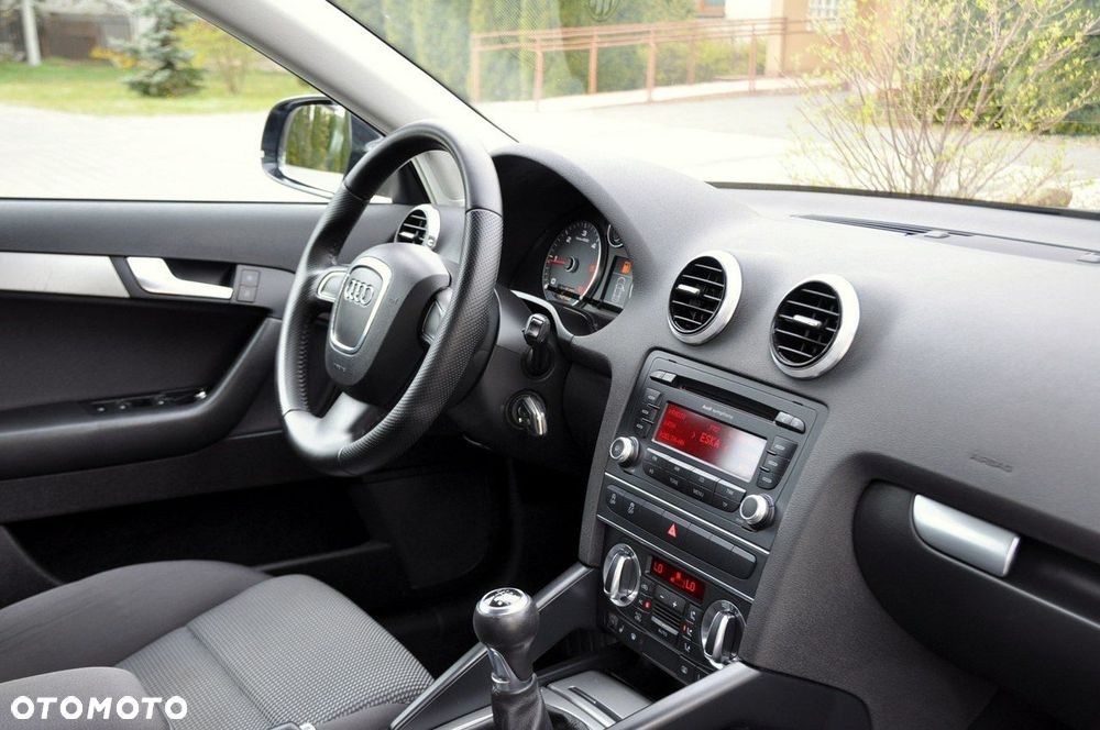 Audi A3 Sportback - 18