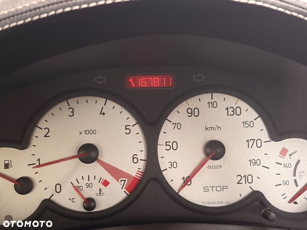 Peugeot 206 CC 1.6 - 5