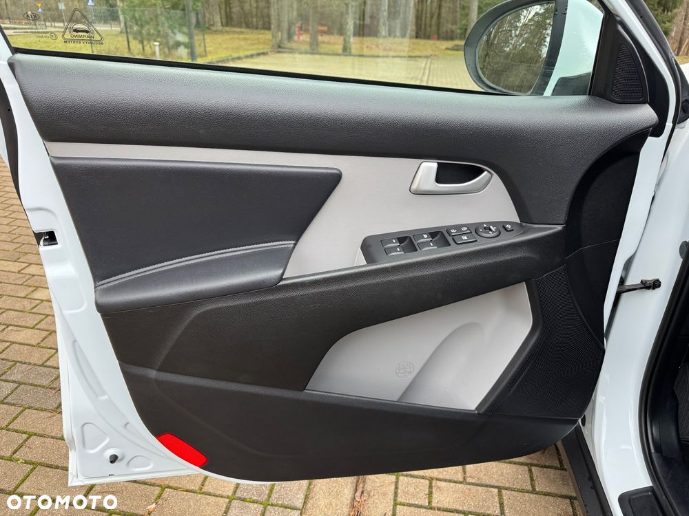 Kia Sportage 1.7 CRDI 2WD Spirit - 12