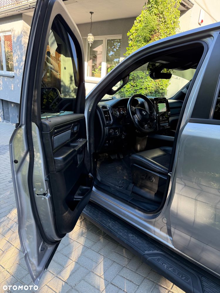 Dodge RAM - 5