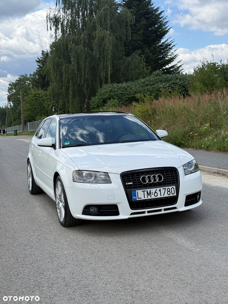 Audi A3 Sportback 2.0 TDI DPF Quattro Ambiente - 2