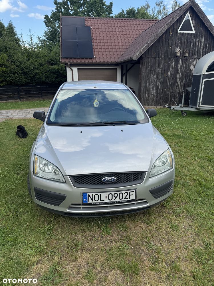 Ford Focus 1.6 TDCi DPF Ambiente - 2