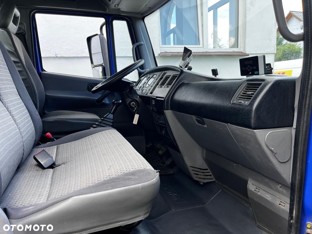 Nissan Atleon - 13