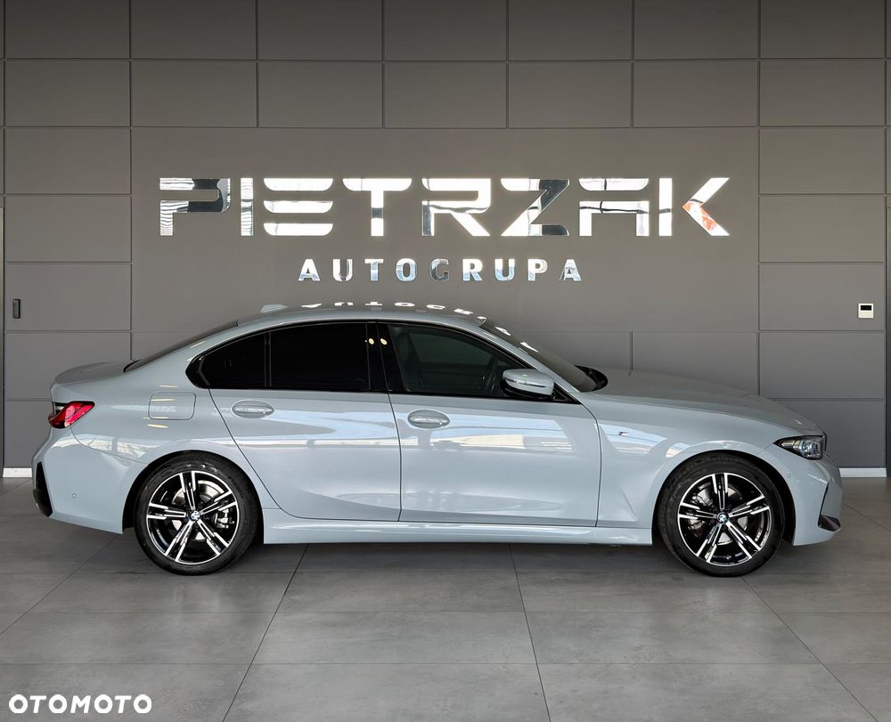 BMW Seria 3 320i M Sport - 8