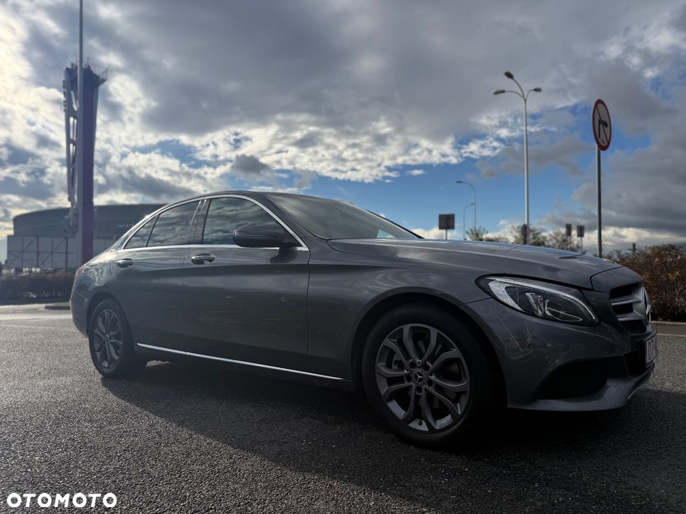 Mercedes-Benz Klasa C 200 4-Matic 9G-TRONIC - 6