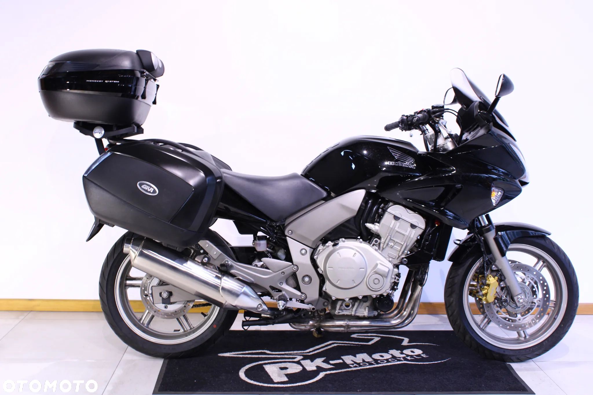 Honda CBF - 1