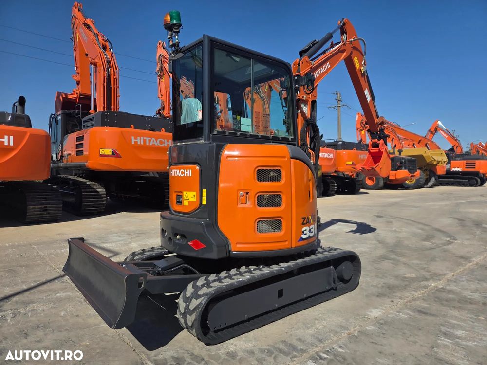 Hitachi 3,7 tone, Hitachi ZX33-6, 2023, 2.253h, CUPLA RAPIDA+3 cupe NOI, lama nivelare, inst picon pe brate, aer cond, antifurt, latime 1,55m, ad sapare, 3,5m, ridica 2,8t, posibilitate leasing 4 ani, senile 90% ok, PROMOTIE 36.900 EUR+Tva - 4