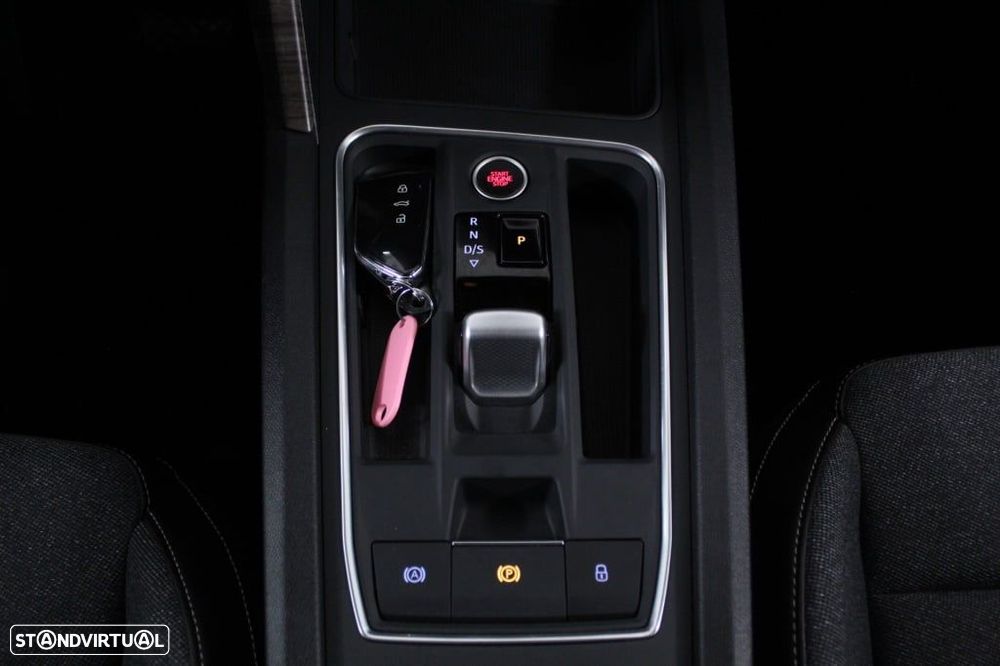 SEAT Leon 1.4 e-Hybrid Xcellence DSG - 29