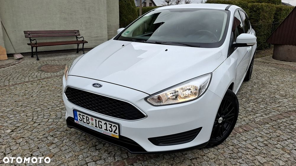Ford Focus 1.0 EcoBoost Trend - 4