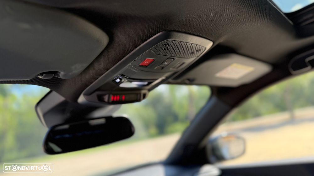 Peugeot e-2008 54 kWh GT - 32