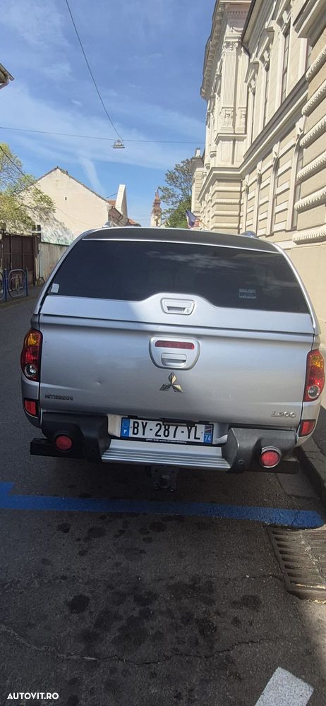 Mitsubishi L200 - 13