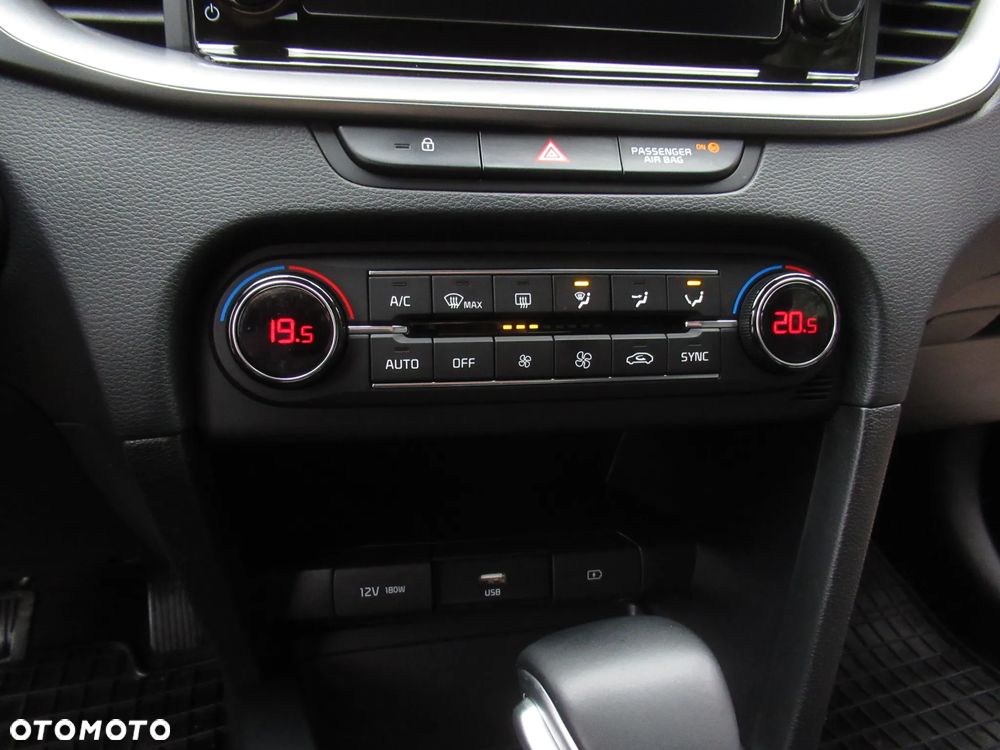 Kia Ceed 1.5 T-GDI M DCT - 18