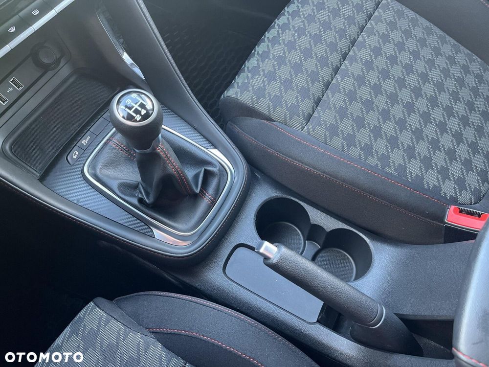 MG ZS 1.5 VTi-Tech Exclusive - 19