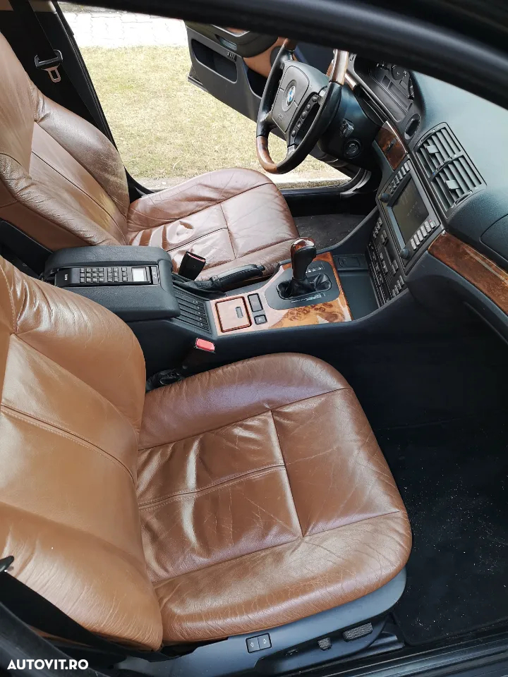 BMW Seria 5 - 18