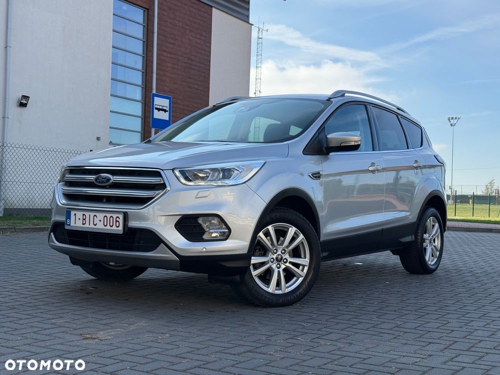 Ford Kuga - 32