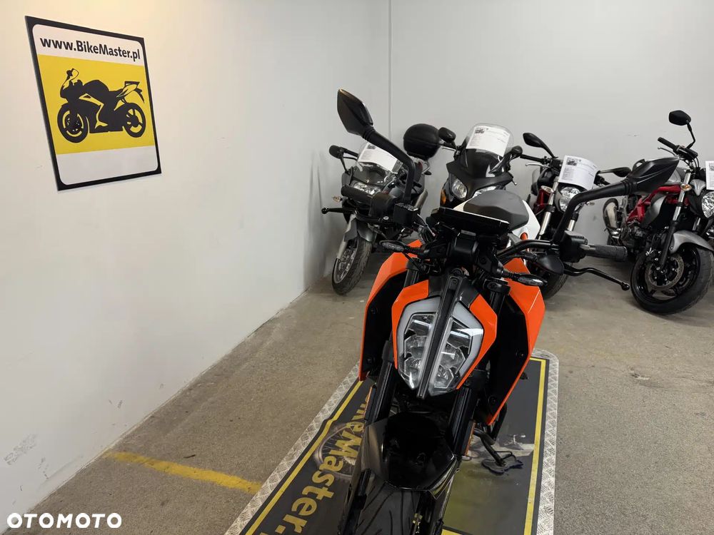 KTM Duke - 33