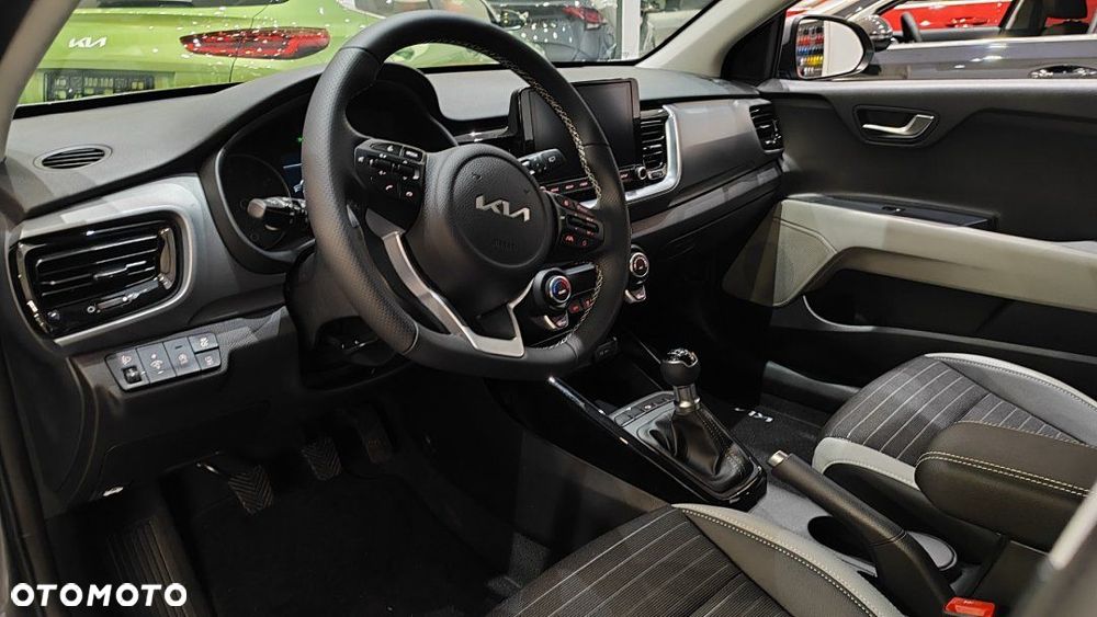Kia Stonic - 5
