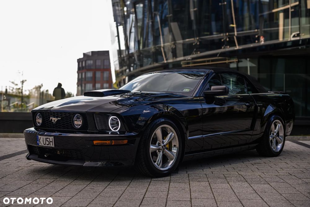 Ford Mustang 4.6 V8 GT Premium - 4