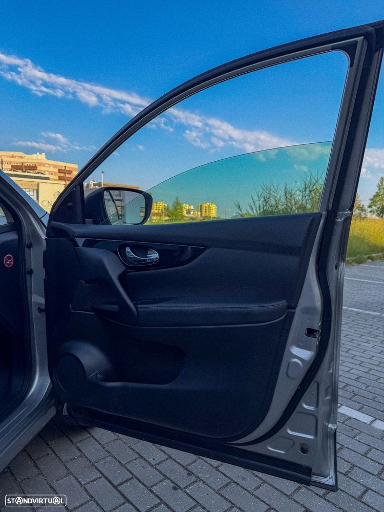 Nissan Qashqai 1.6 dCi Tekna Premium Pele S P.Preta - 20