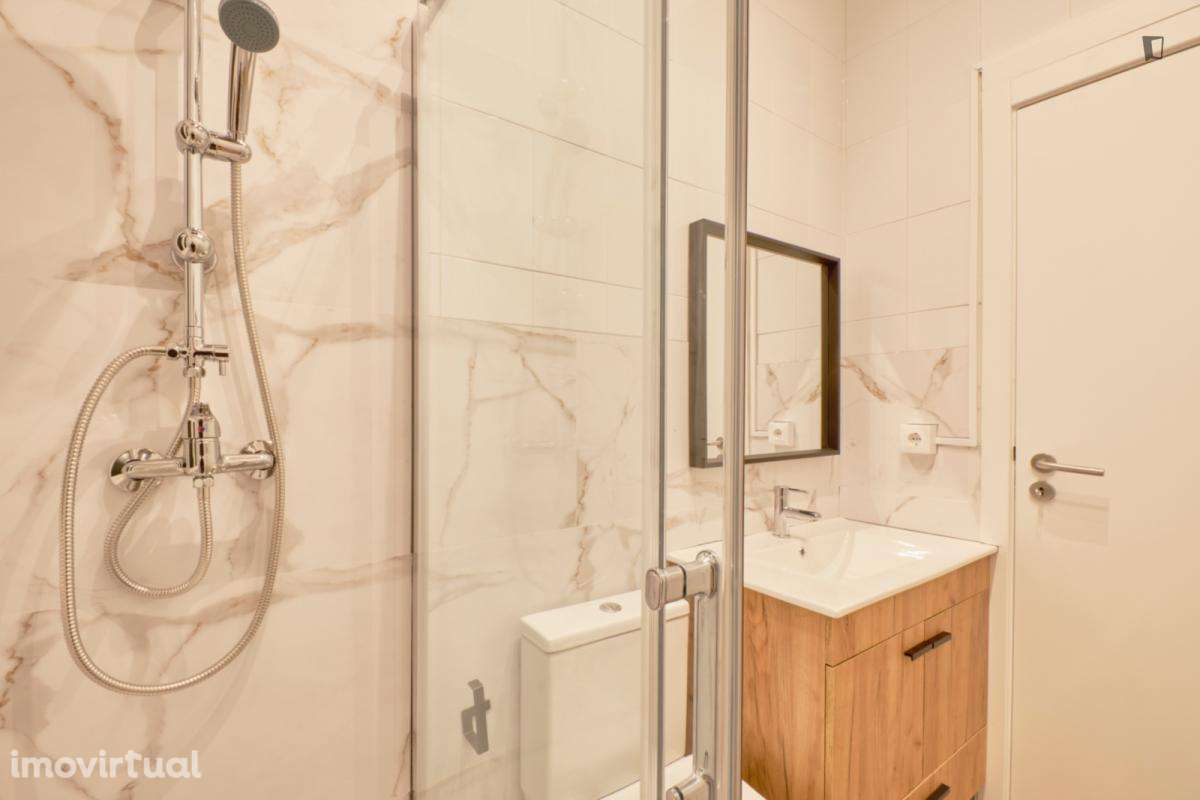 Quarto - localizado em Alameda Lisbon - Grande imagem: 3/39