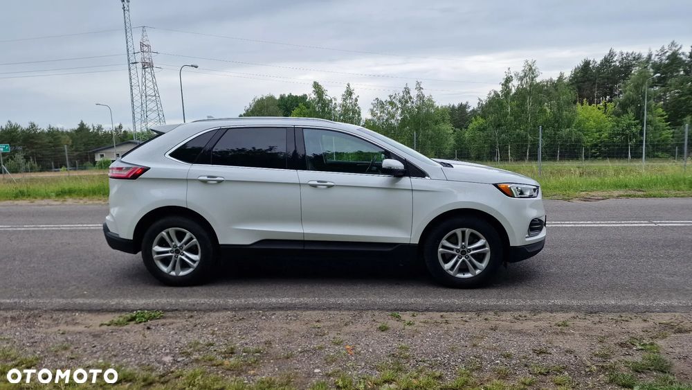 Ford Edge - 9