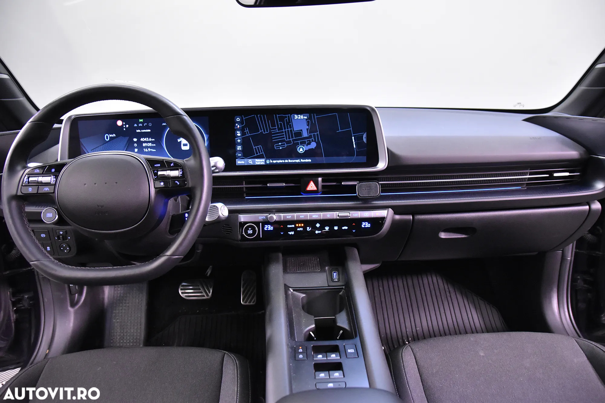 Hyundai IONIQ - 9