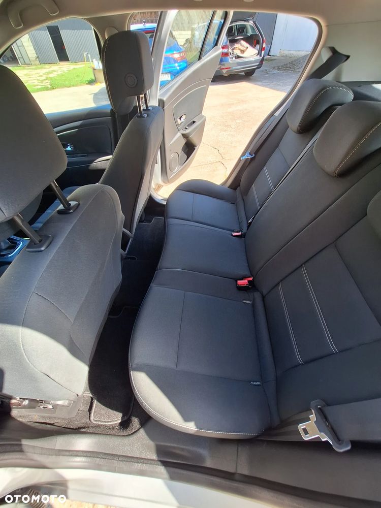 Renault Megane 1.6 16V 110 Dynamique - 11