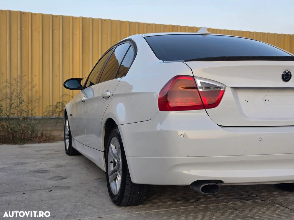 BMW Seria 3 318d DPF Edition Exclusive - 19