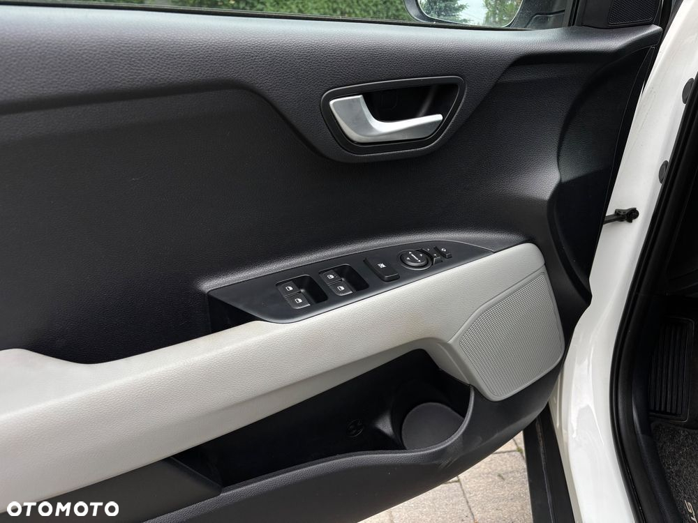 Kia Stonic 1.0 T-GDI DCT OPF Platinum Edition - 15