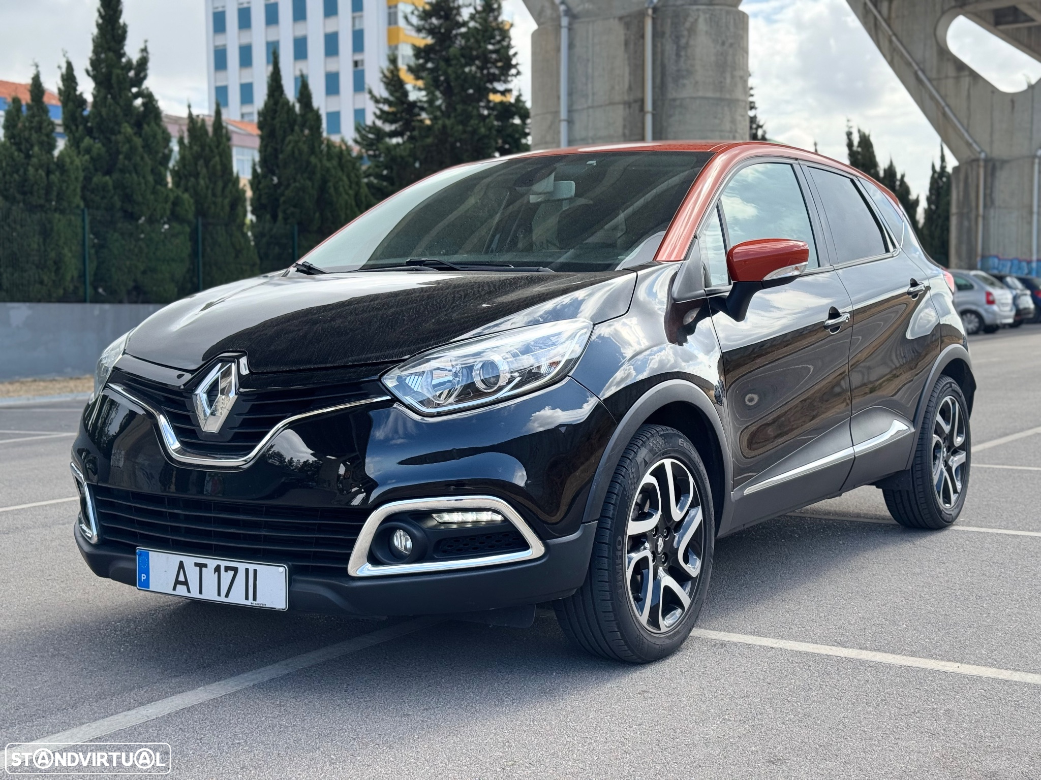 Renault Captur 1.2 TCe Exclusive EDC - 33