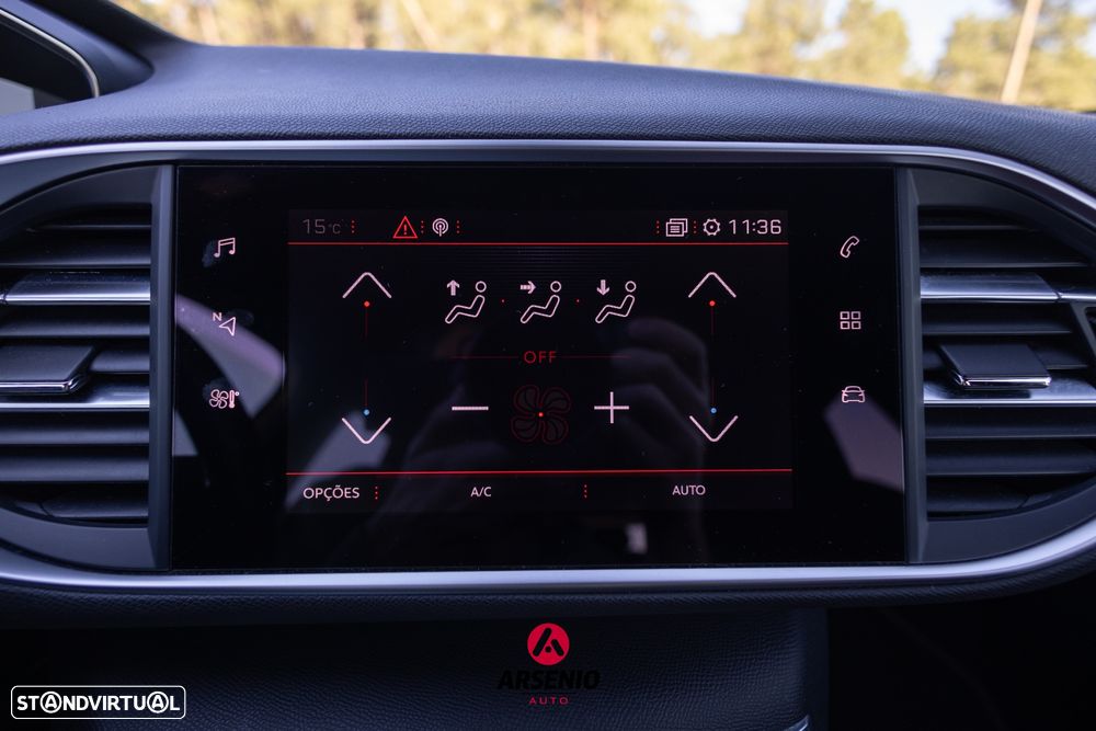 Peugeot 308 SW 1.5 BlueHDi GT EAT8 - 42