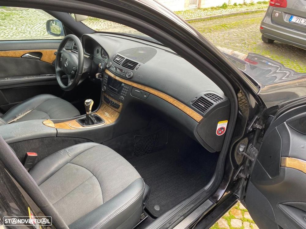Mercedes-Benz E 220 CDI Avantgarde - 25