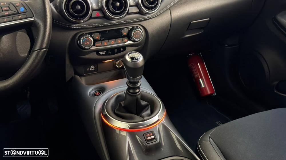 Nissan Juke 1.0 DIG-T N-Design C.Two Tone S. - 37