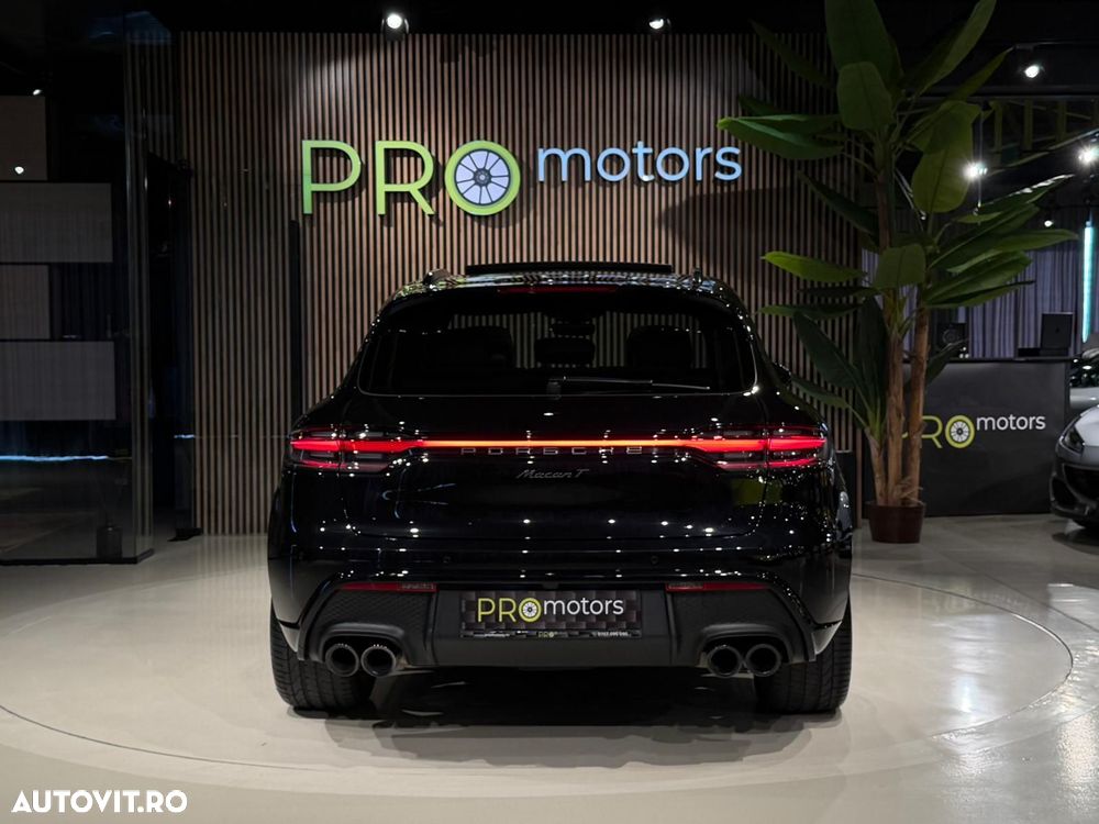 Porsche Macan T - 9