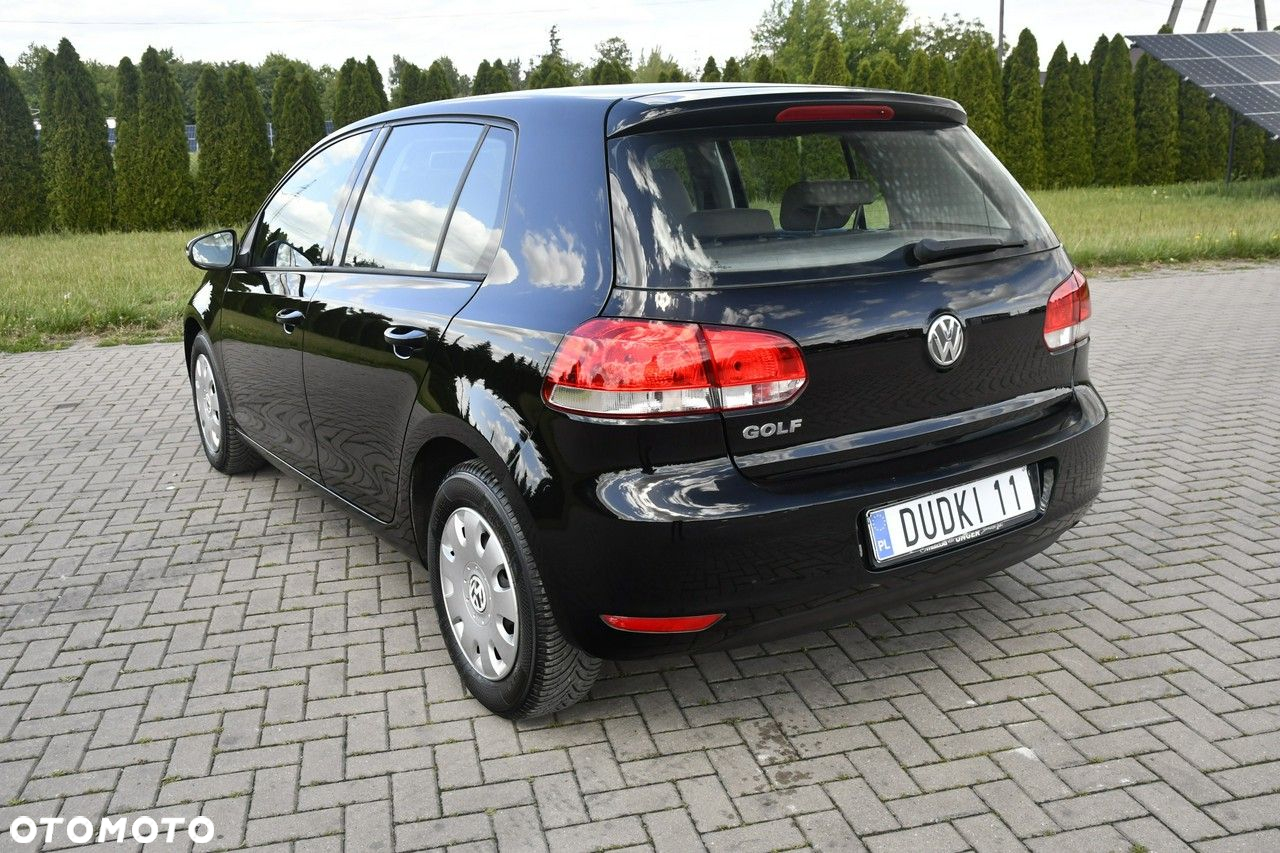 Volkswagen Golf - 11