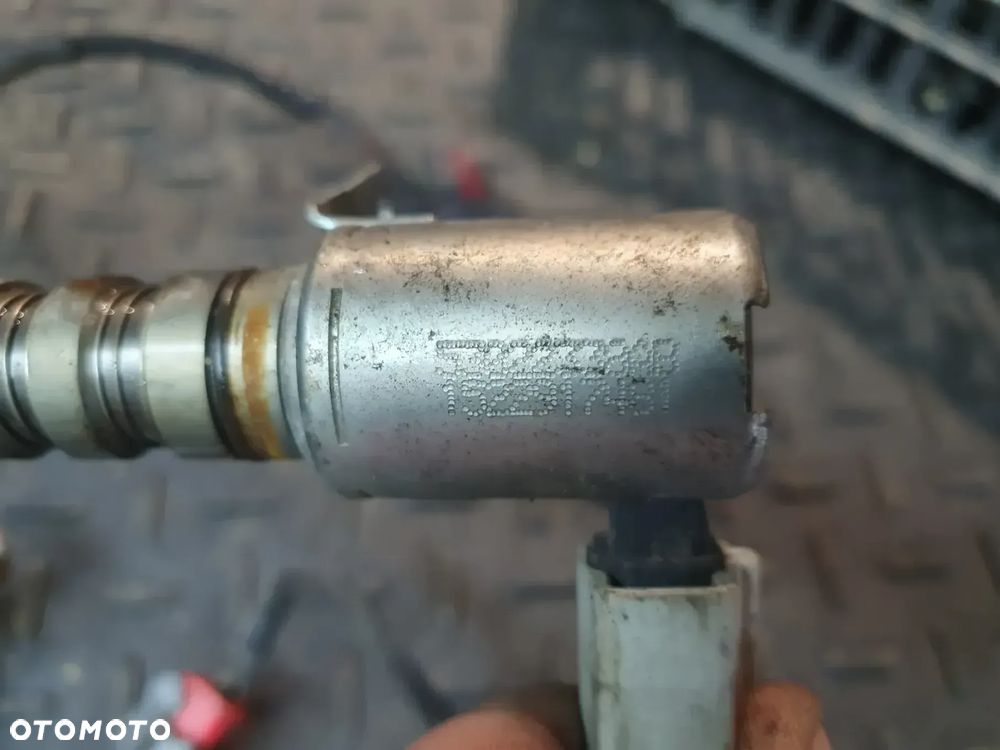 DODGE RAM 1500 IV LIFT 14- 5.7 HEMI ZAWÓR WAŁKA ROZRZĄDU 53022338AB 05148163AD KOMPLET - 4