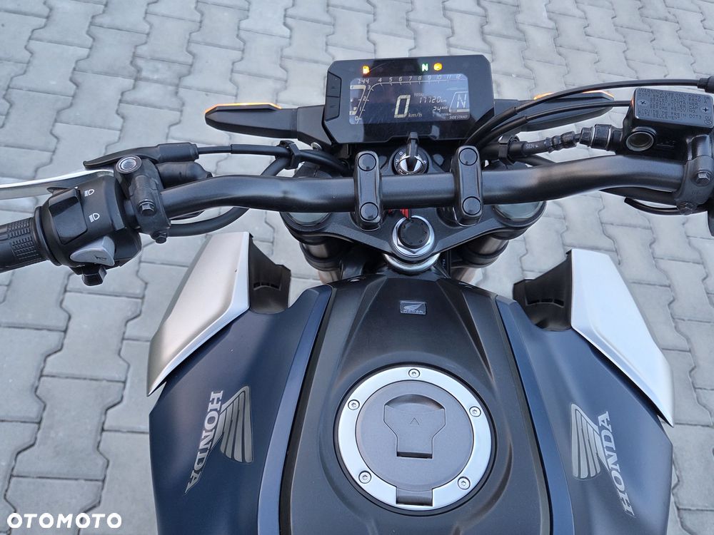 Honda CB - 6