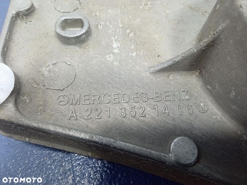 MERCEDES S-KLASA W221 LIFT 09-13 MOCOWANIE  MOSTU TYŁ A2213521406D 5.5 V8 - 7